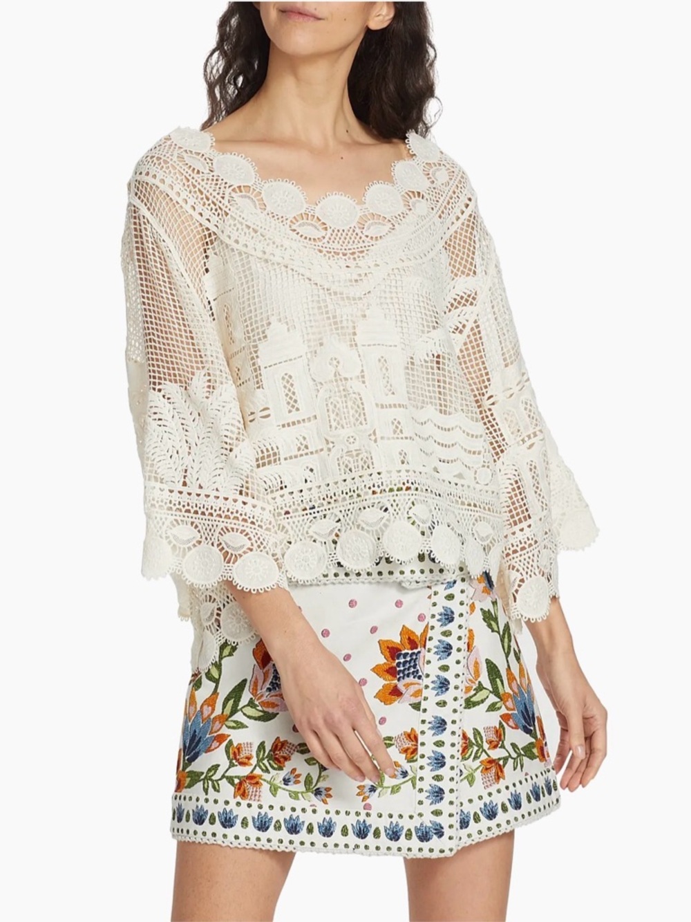 Farm Rio
Morada Boa Off-The-Shoulder Guipire Blouse